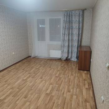 Сдается Многокомнатная квартира, 100 м²