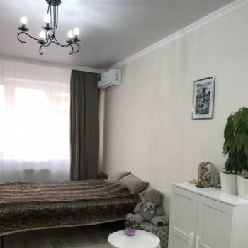 Продается 1-комнатная квартира, 35 м²