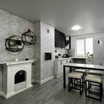 Продается Многокомнатная квартира, 75,3 м²