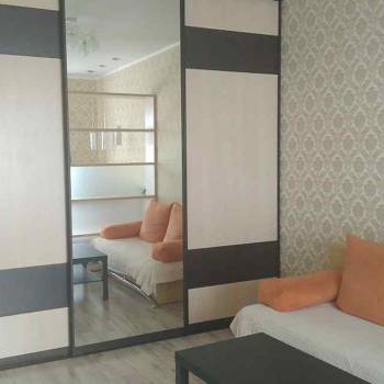 Сдается 1-комнатная квартира, 42 м²