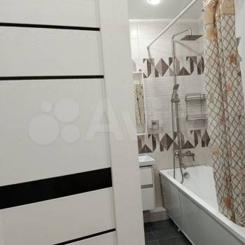 Продается 1-комнатная квартира, 39,9 м²