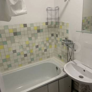 Продается 1-комнатная квартира, 38 м²