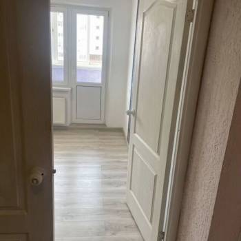 Продается 1-комнатная квартира, 38 м²
