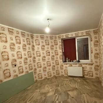 Продается 1-комнатная квартира, 40 м²