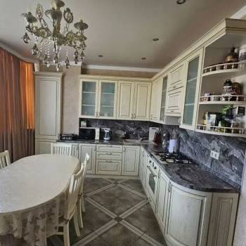 Продается 2-х комнатная квартира, 70,7 м²
