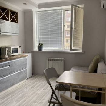 Продается 1-комнатная квартира, 30 м²