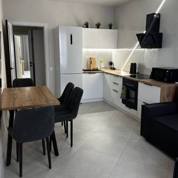 Продается 2-х комнатная квартира, 57,5 м²