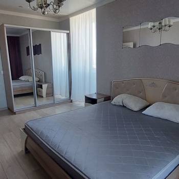 Продается 2-х комнатная квартира, 77,9 м²