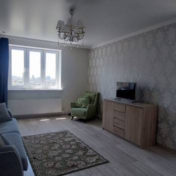Продается 2-х комнатная квартира, 77,9 м²