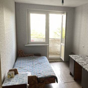 Продается Многокомнатная квартира, 74,4 м²