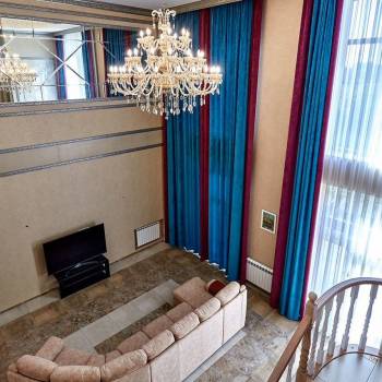 Продается Дом, 288 м²