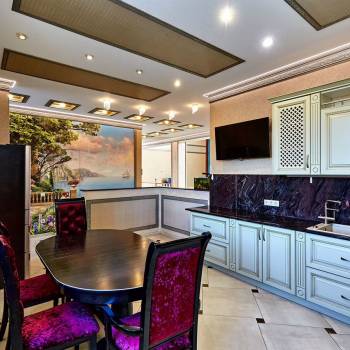 Продается Дом, 288 м²