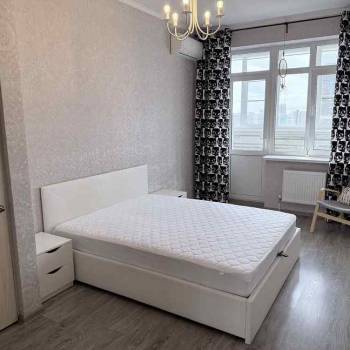 Сдается 1-комнатная квартира, 42 м²
