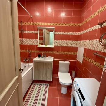 Сдается 1-комнатная квартира, 42 м²