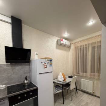 Продается 1-комнатная квартира, 34 м²