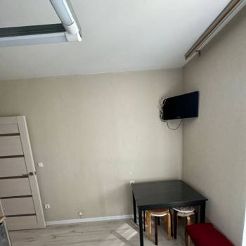 Продается 1-комнатная квартира, 40 м²