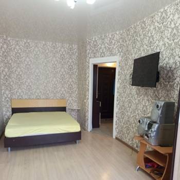 Сдается 1-комнатная квартира, 37 м²