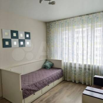 Сдается Многокомнатная квартира, 74,9 м²