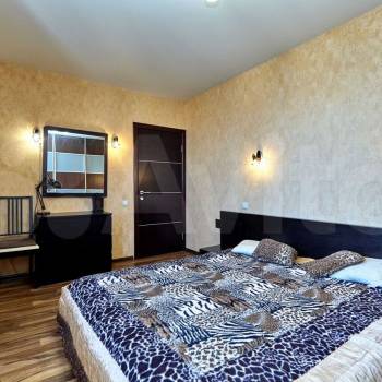 Сдается Многокомнатная квартира, 93,6 м²