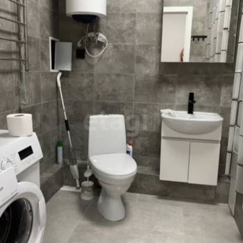Сдается 1-комнатная квартира, 40 м²