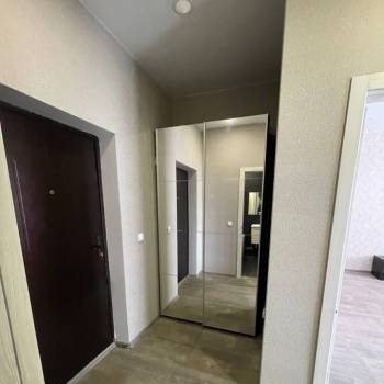 Сдается 1-комнатная квартира, 42 м²