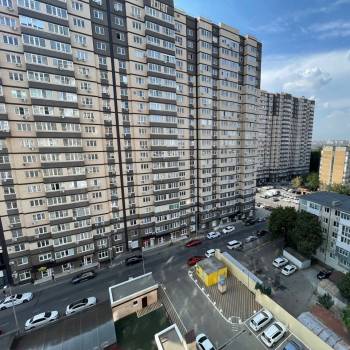 Сдается 1-комнатная квартира, 42 м²