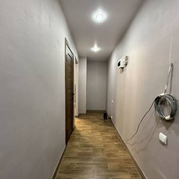 Продается 1-комнатная квартира, 32 м²