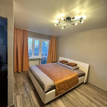 Продается 1-комнатная квартира, 32 м²