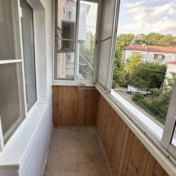 Продается 1-комнатная квартира, 32 м²