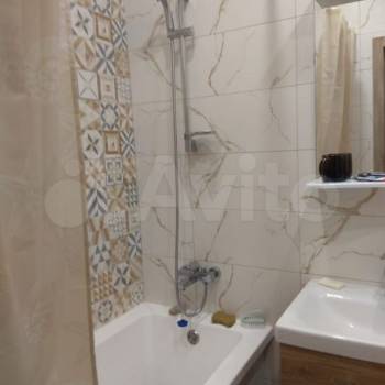 Сдается 1-комнатная квартира, 38 м²