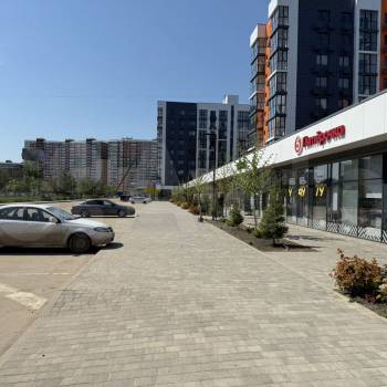 Сдается Нежилое помещение, 230 м²