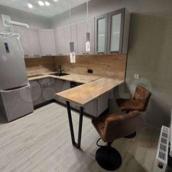 Продается 1-комнатная квартира, 38 м²