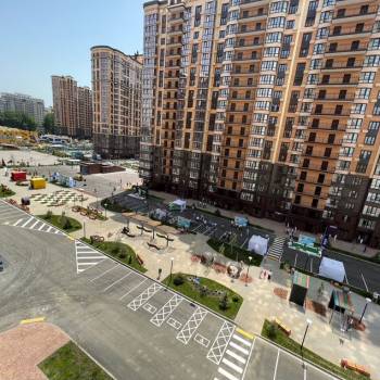 Продается 1-комнатная квартира, 45 м²