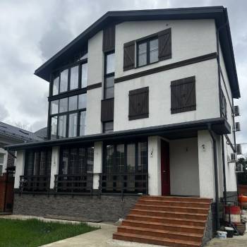 Продается Дом, 290 м²
