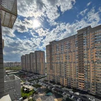 Продается 1-комнатная квартира, 40,6 м²