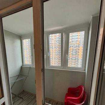 Продается 1-комнатная квартира, 40,6 м²