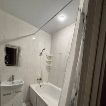 Продается 1-комнатная квартира, 40,6 м²