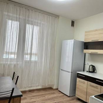 Сдается 1-комнатная квартира, 36,6 м²