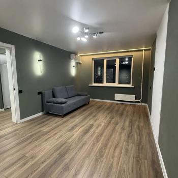 Продается 1-комнатная квартира, 42,1 м²