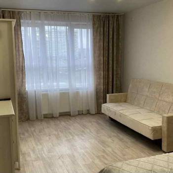 Сдается 1-комнатная квартира, 38 м²