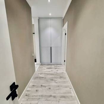 Продается 2-х комнатная квартира, 76 м²