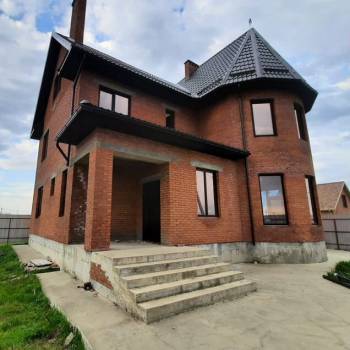 Продается Дом, 283 м²