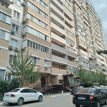 Сдается 1-комнатная квартира, 43 м²