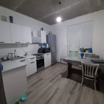 Продается 1-комнатная квартира, 39,4 м²