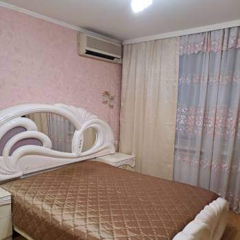 Сдается 2-х комнатная квартира, 60 м²