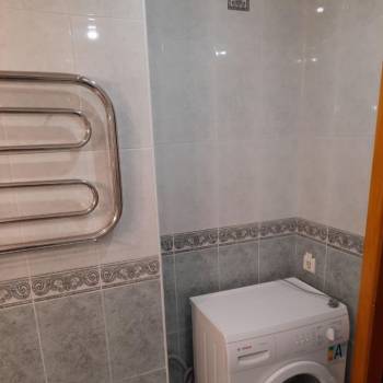 Сдается 2-х комнатная квартира, 60 м²