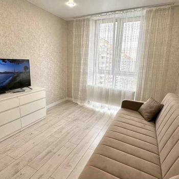 Сдается 1-комнатная квартира, 39 м²