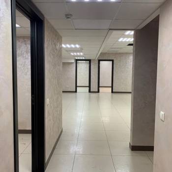 Продается Нежилое помещение, 104 м²