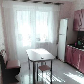 Продается 1-комнатная квартира, 38,4 м²