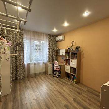 Продается 2-х комнатная квартира, 63 м²